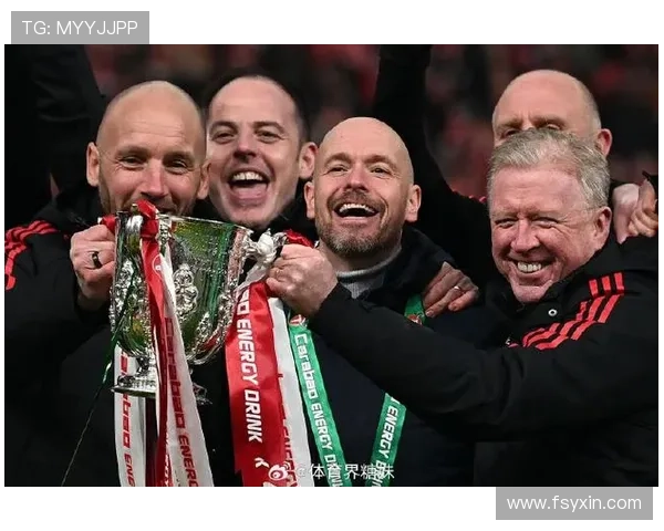 曼联豪取关键胜利主帅盛赞球队凝聚力球迷期待赛季再创辉煌 曼联豪取关键胜利主帅盛赞球队凝聚力球迷期待赛季再创辉煌