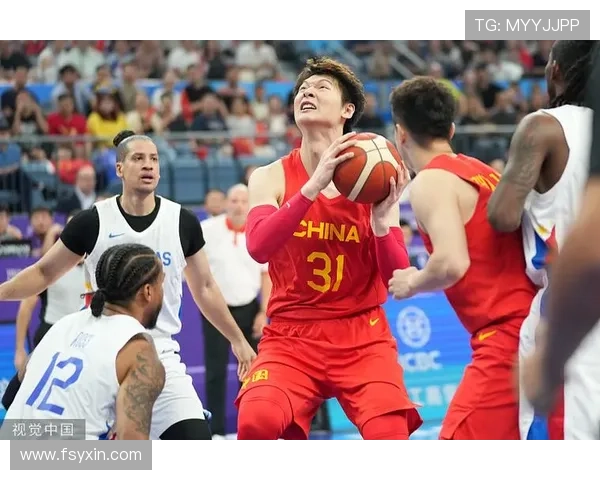 中国男篮大胜菲律宾晋级亚洲杯决赛，王哲林表现亮眼助力球队取得胜利