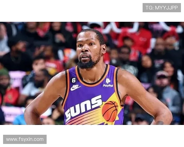 杜兰特复出助太阳迎战勇士，布克伤情未定揭示季后赛前景不确定